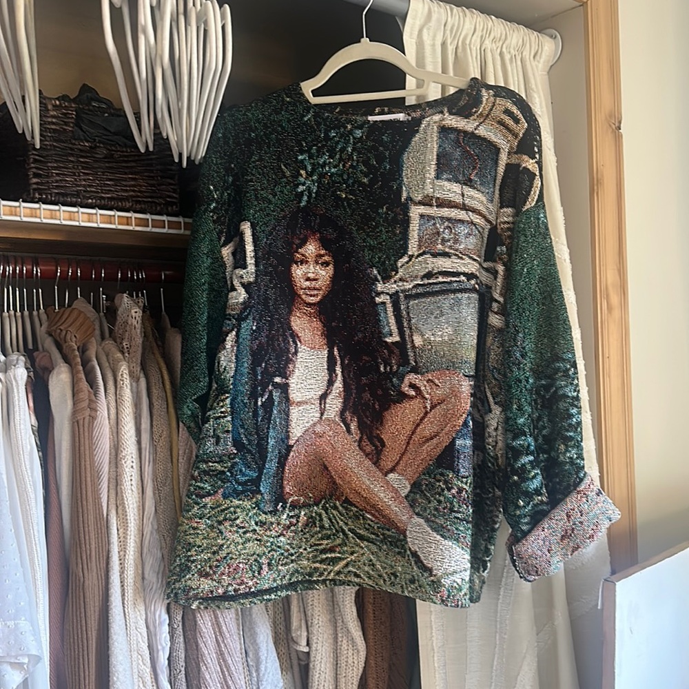 Knitwrth SZA sweatshirt